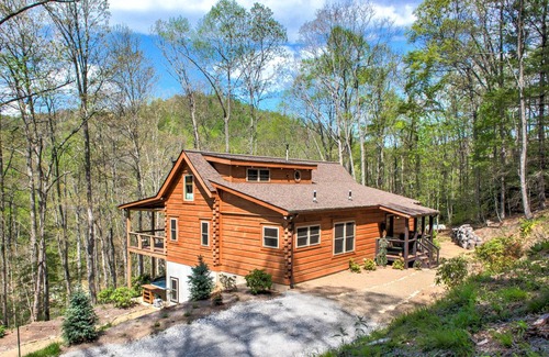 Spruce Pine House | 166 m² House ∙ 3 bedrooms ∙ 9 guests
