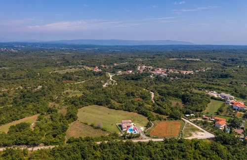 Pinezici Villa | 166 m² Villa ∙ 3 bedrooms ∙ 8 guests