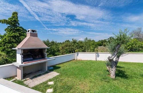 Pinezici Villa | 166 m² Villa ∙ 3 bedrooms ∙ 8 guests