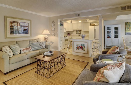 South Beach Condo | 1662 Bluff Villa - Just a short walk to the Beach and the South Beach Marina
