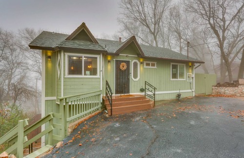 Crestline Cottage | 167 m² Cabin ∙ 3 bedrooms ∙ 6 guests