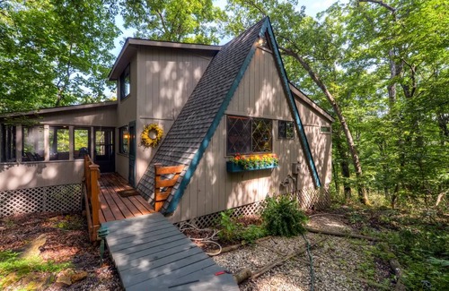 Innsbrook Cottage | 167 m² Cabin ∙ 3 bedrooms ∙ 8 guests