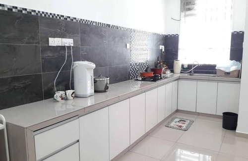 Kampung Tok Sirun House | 167 m² House ∙ 4 bedrooms ∙ 8 guests