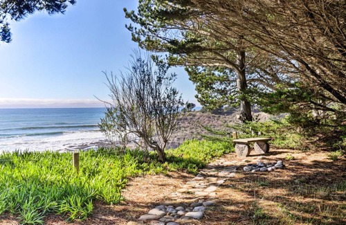 Point Arena House | 167 m² House ∙ 3 bedrooms ∙ 6 guests