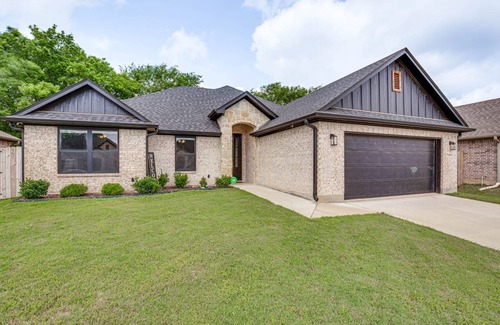 Flint House | 167 m² House ∙ 4 bedrooms ∙ 8 guests