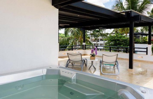 La Iglesia Apartment | 167 m² Serviced apartment ∙ 4 bedrooms ∙ 127 guests