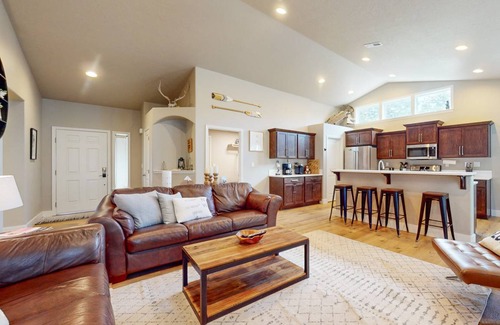 Oregon Water Wonderland House | 168 m² House ∙ 4 bedrooms ∙ 10 guests