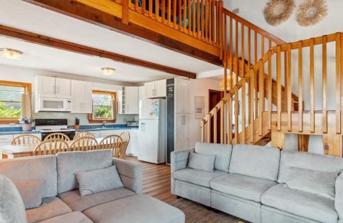Ocean Sands House | 1686 - Eureka