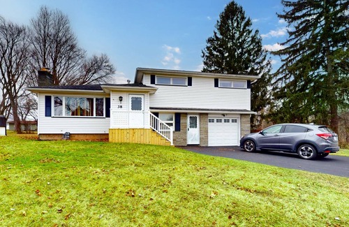 Rochester House | 169 m² House ∙ 3 bedrooms ∙ 6 guests