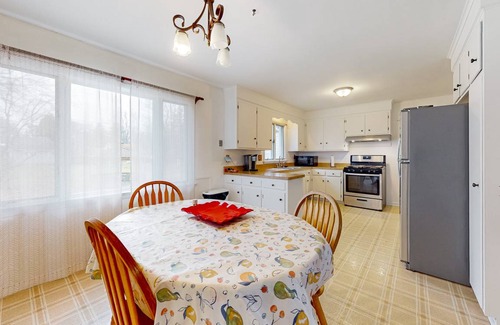 Rochester House | 169 m² House ∙ 3 bedrooms ∙ 6 guests