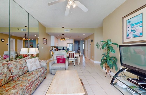 Gulf Shores Condo | 16th-Floor, Gulf-Front Condo w/Balcony, Great View, AC & Shared Hot Tubs/Pools