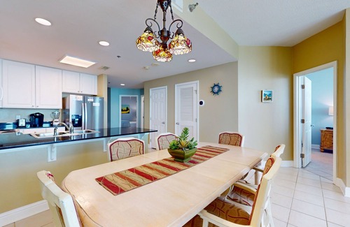 Gulf Shores Condo | 16th-Floor, Gulf-Front Condo w/Balcony, Great View, AC & Shared Hot Tubs/Pools