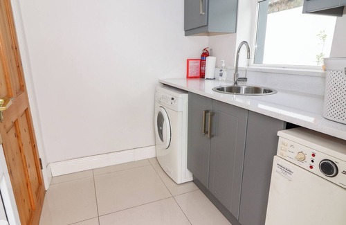 Killorglin Cottage | 17 CLOVER HILL, pet friendly in Killorglin, County Kerry