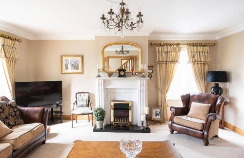 Hillsborough House | 17 m² House ∙ 2 bedrooms ∙ 4 guests