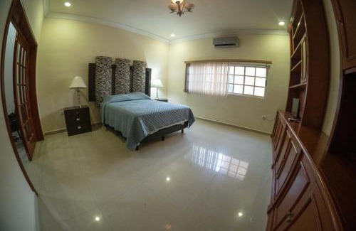 Torreon House | 17 Large room for two people