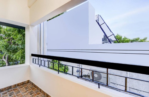 Velachery Hotel | 17 m² Hotel ∙ 3 guests