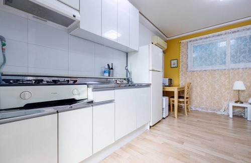 Samcheong-dong Apartment | 17 m² Apartment ∙ 1 bedroom ∙ 4 guests