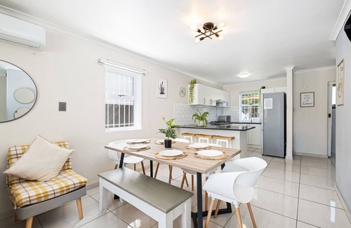Marina da Gama House | 17 Mullet Close - Three Bedroom House, Sleeps 6
