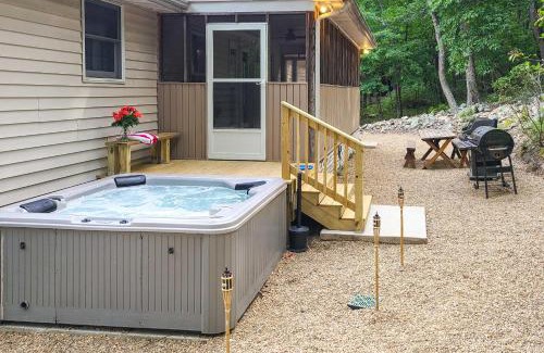Massanutten House | 17-Seat Theater, Hot Tub and Game Room Ideal Home!