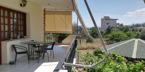 Spata-Artemida Apartment | 170 m² Apartment ∙ 3 bedrooms ∙ 6 guests