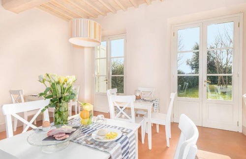 Migliarino Bed & Breakfast | 170 m² Bed and breakfast ∙ 3 bedrooms ∙ 10 guests