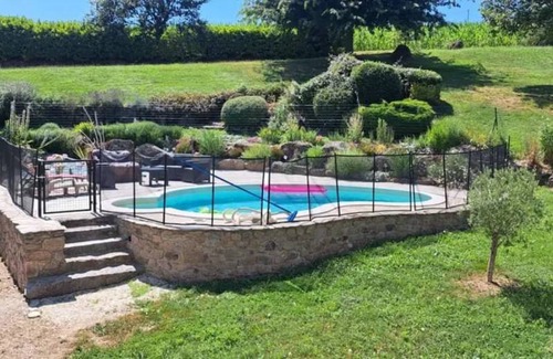 La Bastide-l'Eveque Villa | 170 m² Villa ∙ 3 bedrooms ∙ 6 guests