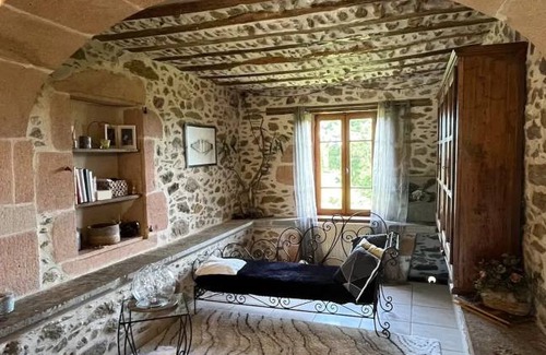 La Bastide-l'Eveque Villa | 170 m² Villa ∙ 3 bedrooms ∙ 6 guests