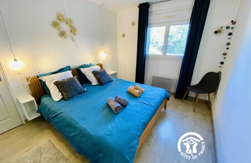 Lignairolles House | 170 m² Gîte ∙ 4 bedrooms ∙ 8 guests