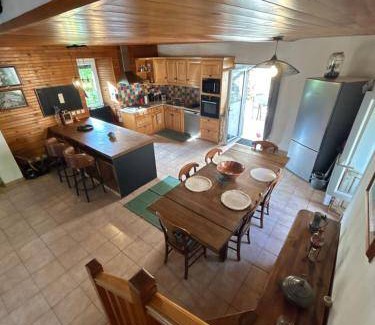 Morlhon-le-Haut House | 170 m² House ∙ 3 bedrooms ∙ 10 guests