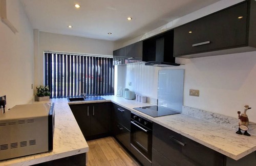 High Hazels House | 170 m² House ∙ 3 bedrooms ∙ 6 guests