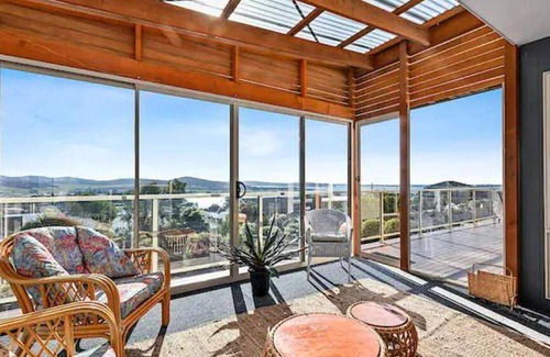 St Helens House | 170 m² House ∙ 3 bedrooms ∙ 8 guests