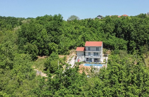 Suhac House | 170 m² House ∙ 4 bedrooms ∙ 8 guests