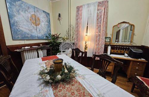 Sydney House | 170 m² Motel ∙ 2 bedrooms ∙ 4 guests