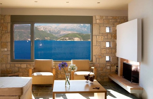 Meganisi Villa | 170 m² Villa ∙ 3 bedrooms ∙ 6 guests