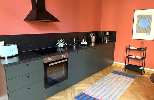 Frankfurt an der Oder Apartment | 170sqm - lots of space in a Wilhelminian style building with 2 free parking spaces