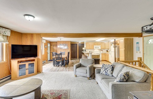 West Glacier House | 171 m² House ∙ 4 bedrooms ∙ 8 guests