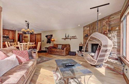 Lakeside Village Apartment | 1710 the Willows Condo