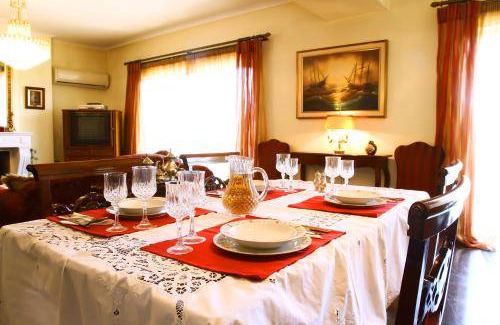 Kypseli Apartment | 172 m² Apartment ∙ 2 bedrooms ∙ 8 guests