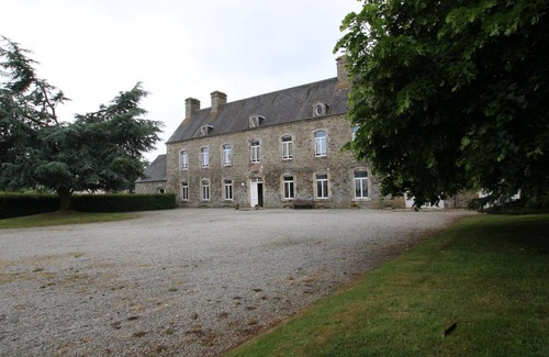 La Ronde-Haye Cottage | 172 m² Cabin ∙ 4 bedrooms ∙ 12 guests