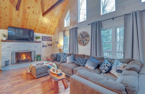 Pocono Lake House | 172 m² House ∙ 3 bedrooms ∙ 8 guests
