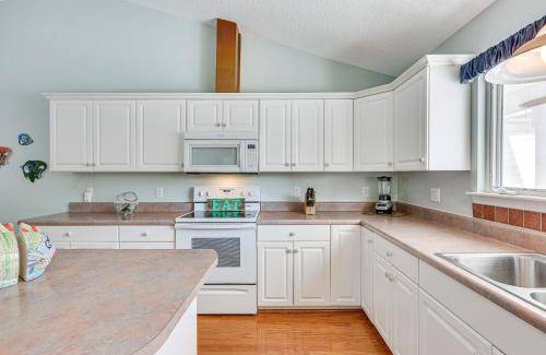 Cape Carteret House | 172 m² House ∙ 3 bedrooms ∙ 10 guests