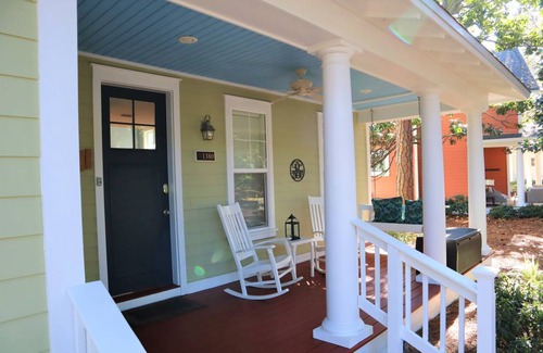 Laurel Grove House | 172 m² House ∙ 3 bedrooms ∙ 8 guests