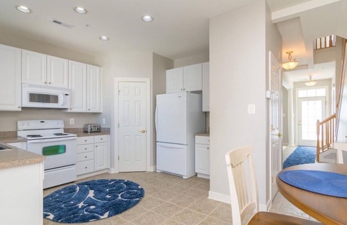 Villages of Five Points House | 17272 Chatham - Village of Five Points Townhouse