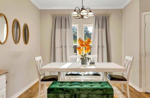 Longview House | 173 m² House ∙ 4 bedrooms ∙ 10 guests