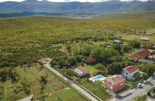 Dicmo House | 173 m² House ∙ 4 bedrooms ∙ 8 guests