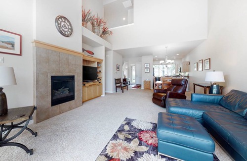 Redmond House | 174 m² House ∙ 3 bedrooms ∙ 6 guests
