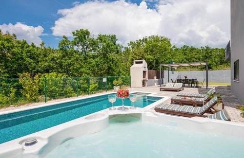 Imotski House | 174 m² House ∙ 4 bedrooms ∙ 8 guests