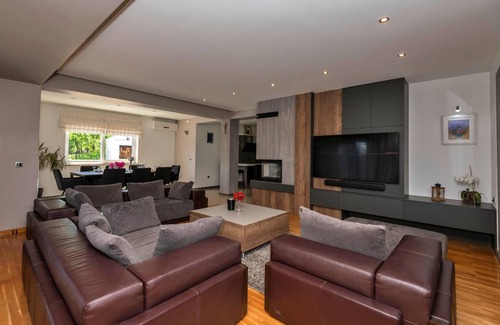 Imotski House | 174 m² House ∙ 4 bedrooms ∙ 8 guests