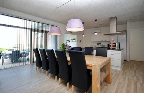 Ronbjerg House | 175 m² House ∙ 5 bedrooms ∙ 10 guests