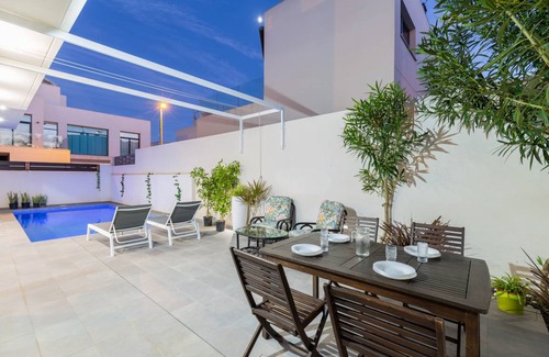 Mil Palmeras Villa | 175 m² Villa ∙ 4 bedrooms ∙ 8 guests